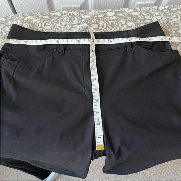 lululemon Black City Sleek 7/8 Length Travel Pants - Picture 3 of 6